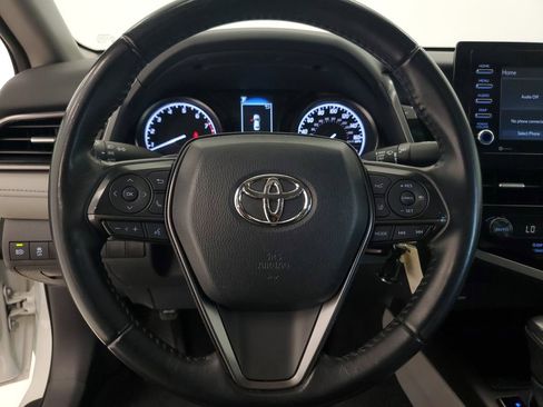 Used 2023 Toyota Camry SE FWD image 15