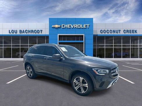 Used 2022 Mercedes-Benz GLC 300 image 2