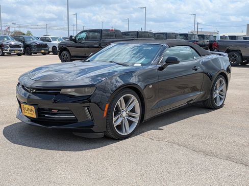 Used 2018 Chevrolet Camaro LT w/ RS Package RWD image 7