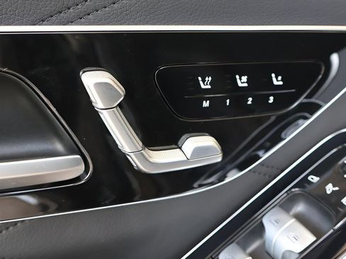 Used 2025 Mercedes-Benz S 63 AMG S image 10