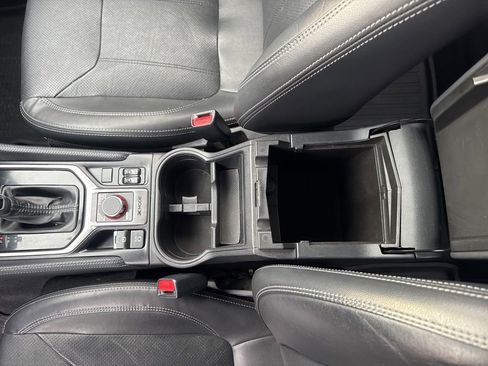 Used 2019 Subaru Forester Limited image 22