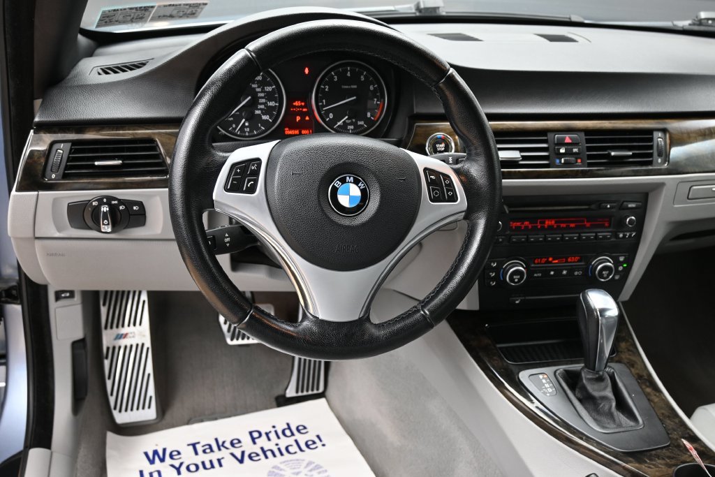 Used 2009 BMW 335i Convertible RWD image 13