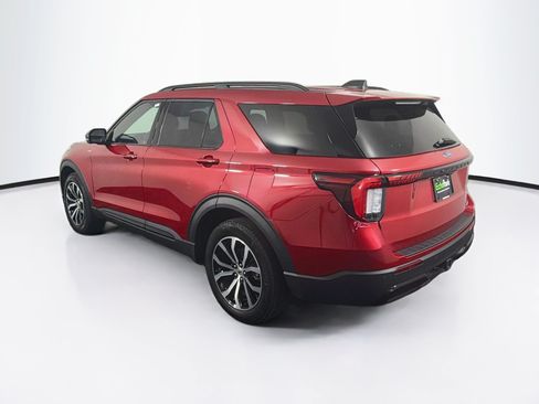 Used 2025 Ford Explorer ST-Line AWD/4WD image 5