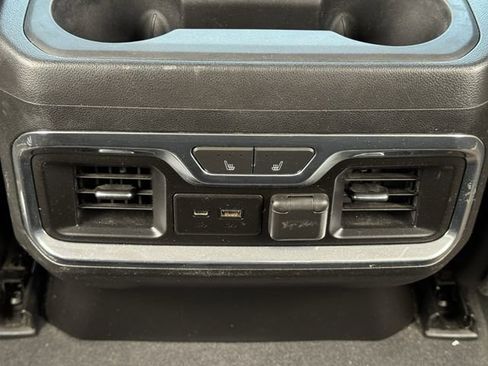 Used 2019 GMC Sierra 1500 SLT image 29