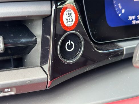 Used 2026 Porsche Macan 4S Electric image 33