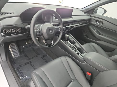 Certified 2024 Honda Accord Sport image 15