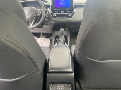 Used 2024 Toyota Corolla SE w/ SE Package FWD image 29
