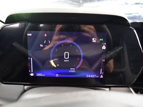 Used 2025 Chevrolet TrailBlazer LT FWD image 21