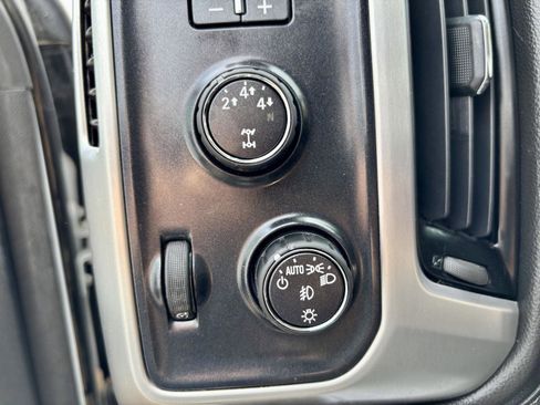 Used 2015 GMC Sierra 3500 SLE w/ SLE Preferred Package AWD/4WD image 27