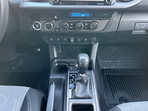 Used 2023 Toyota Tacoma TRD Sport w/ Technology Package image 15