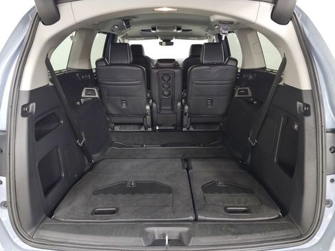 Used 2024 Honda Odyssey Elite image 9