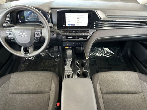 Certified 2025 Toyota Camry LE FWD image 14