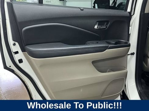 Used 2016 Honda Pilot Touring image 18