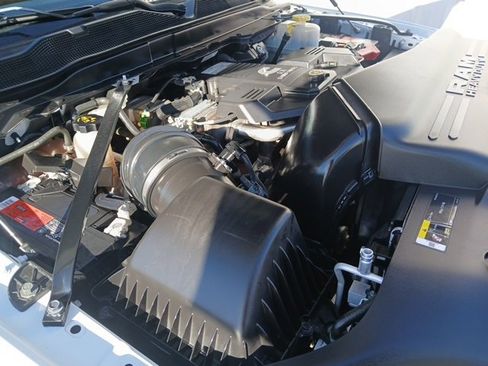 Used 2019 RAM 5500 Tradesman image 49