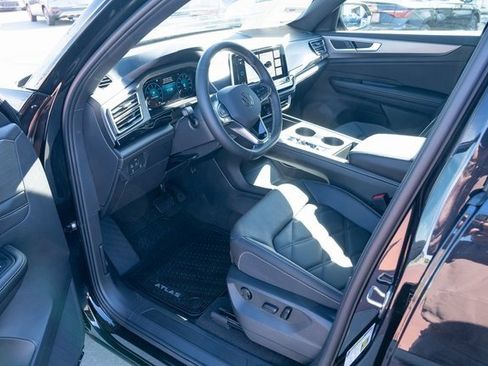 New 2026 Volkswagen Atlas Cross Sport SE image 10