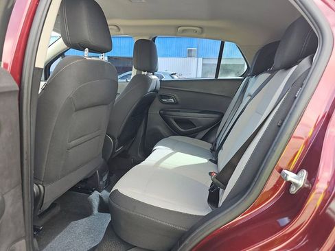 Used 2016 Chevrolet Trax LS w/ LPO, Cargo Package FWD image 11