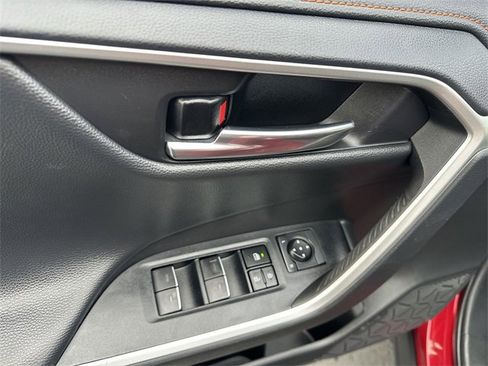 Used 2024 Toyota RAV4 Adventure image 22