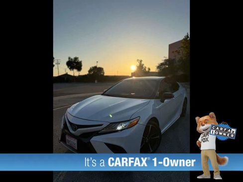 Used 2020 Toyota Camry XSE FWD image 11