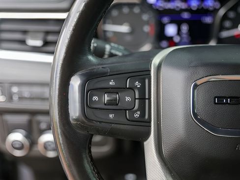 Used 2021 GMC Yukon Denali image 16