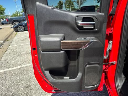 Used 2019 Chevrolet Silverado 1500 RST AWD/4WD image 37