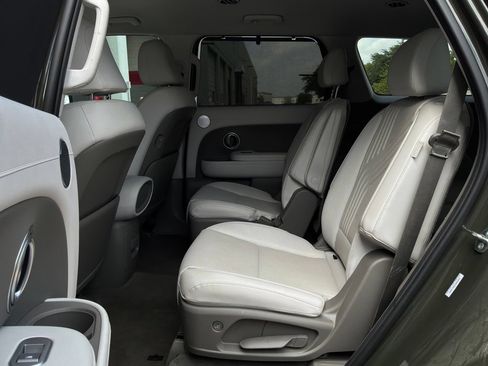 Used 2026 Hyundai Palisade SEL FWD image 12