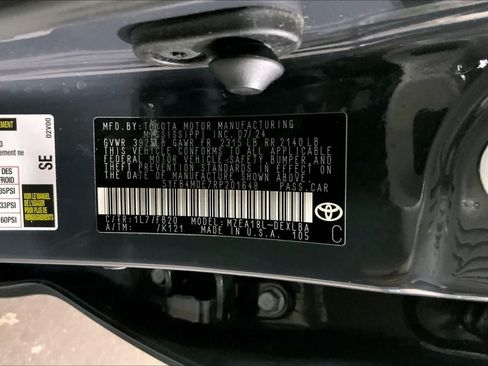 Used 2024 Toyota Corolla LE FWD image 37