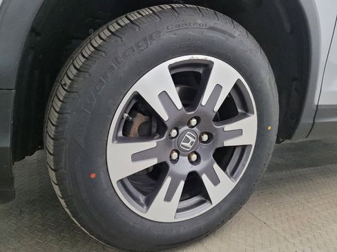 Used 2017 Honda Ridgeline RTL-T image 31