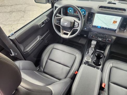 New 2025 Ford Bronco Badlands image 10