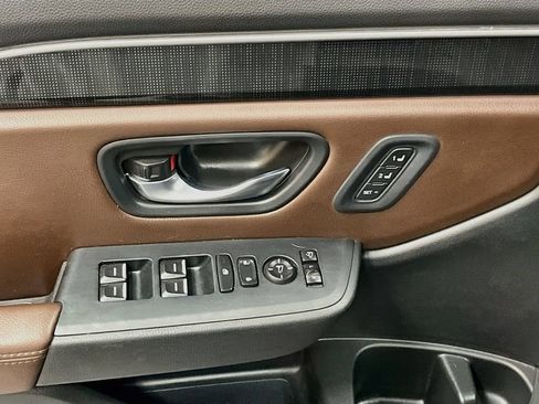 Used 2023 Honda Pilot Elite image 18