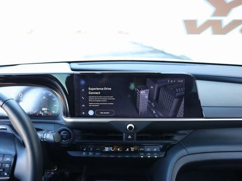 Certified 2025 Toyota Crown Signia w/ Advanced Technology Package image 17