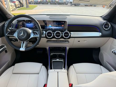 New 2026 Mercedes-Benz GLB 250 GLB 250 image 11
