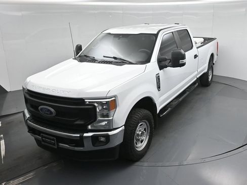 Certified 2022 Ford F350 XL w/ Power Equipment Group AWD/4WD image 32