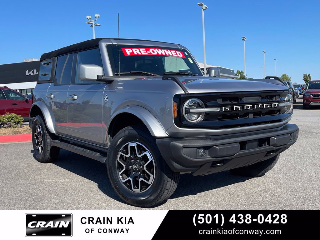 Used 2024 Ford Bronco Outer Banks AWD/4WD image 1