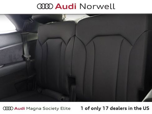 Used 2025 Audi Q7 3.0T Premium Plus w/ Premium Plus Package AWD/4WD image 21
