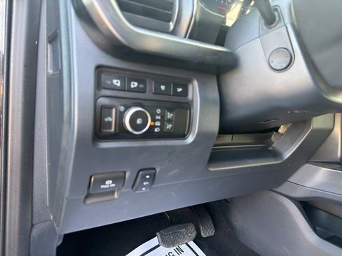 Used 2024 Ford F350 Lariat w/ Lariat Ultimate Package image 28