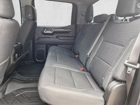 Used 2022 Chevrolet Silverado 1500 RST w/ Z71 Off-Road Package AWD/4WD image 18
