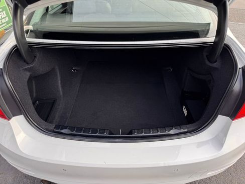 Used 2015 BMW 320i Sedan image 10