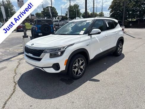Used 2021 Kia Seltos EX AWD/4WD image 7