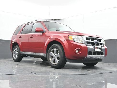 Used 2010 Ford Escape Limited FWD image 27