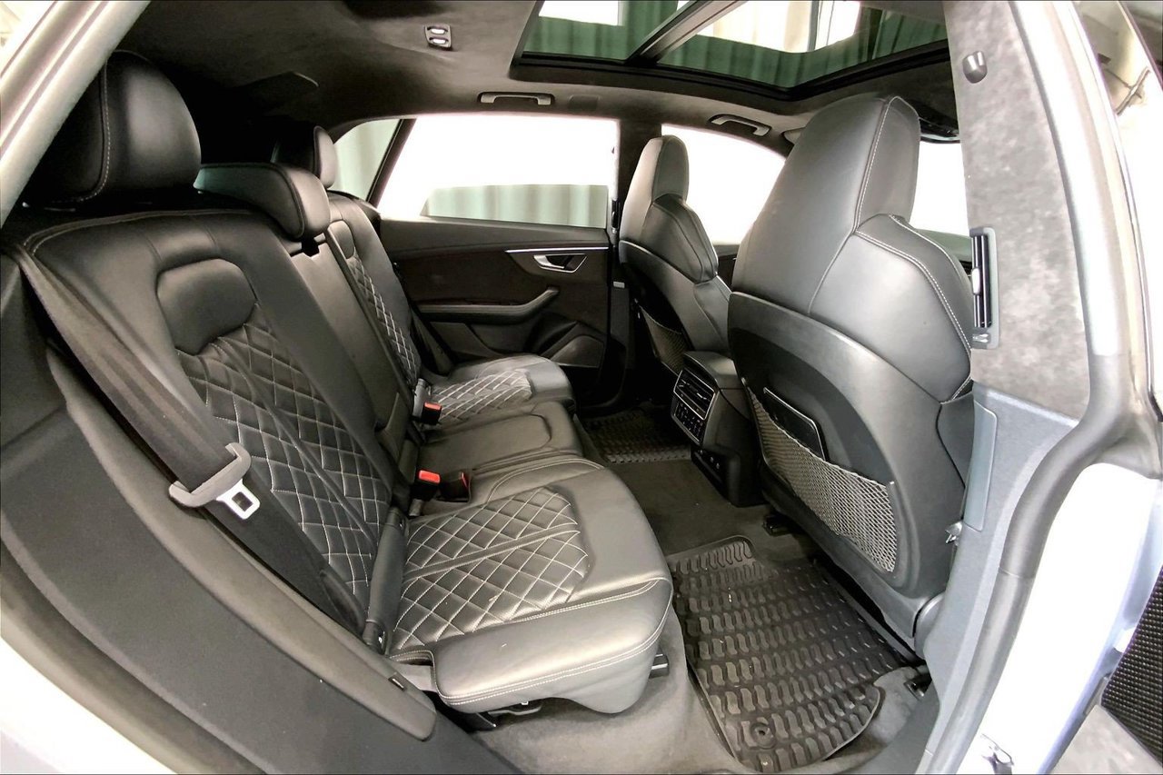 Used 2021 Audi SQ8 Prestige w/ Prestige Package AWD/4WD image 19