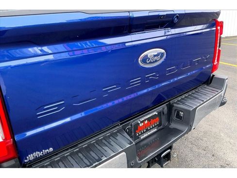 Used 2026 Ford F450 Lariat AWD/4WD image 9