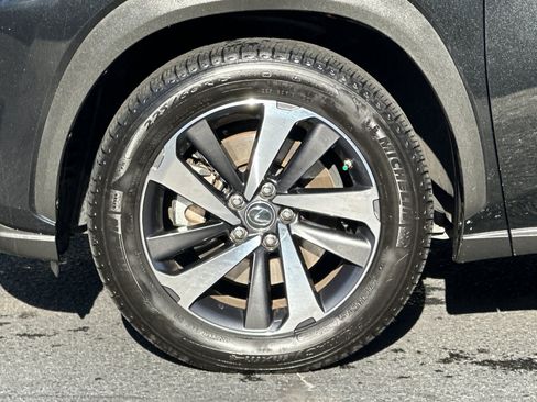 Used 2018 Lexus NX 300h AWD w/ Premium Package image 12