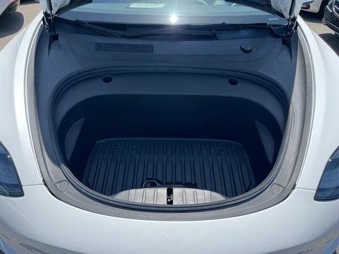 Used 2023 Tesla Model 3 Standard Range RWD image 11