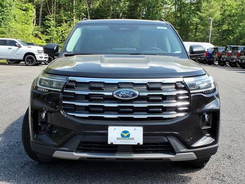 New 2026 Ford Explorer Active w/ Active Comfort Package AWD/4WD image 2
