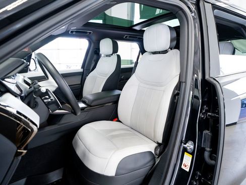 Used 2023 Land Rover Range Rover Sport SE Dynamic image 31