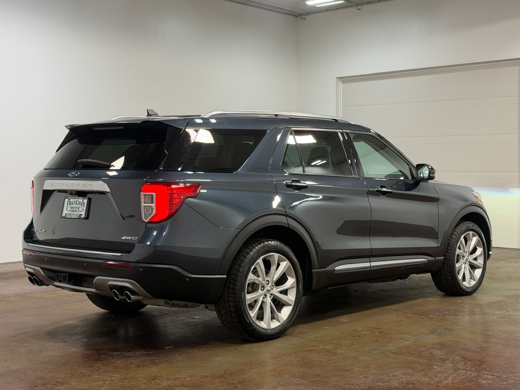 Used 2023 Ford Explorer Platinum w/ Technology Package AWD/4WD image 4