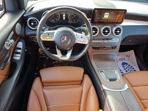 Used 2021 Mercedes-Benz GLC 300 4MATIC image 13