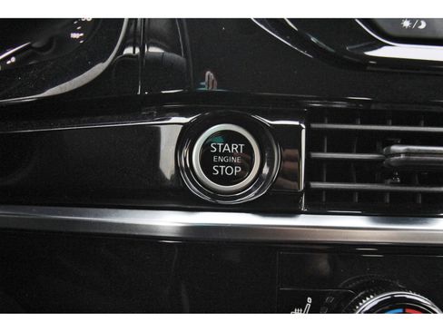 Used 2023 Nissan Pathfinder SV w/ SV Premium Package image 29