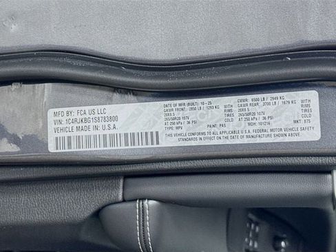 New 2025 Jeep Grand Cherokee L Limited image 38