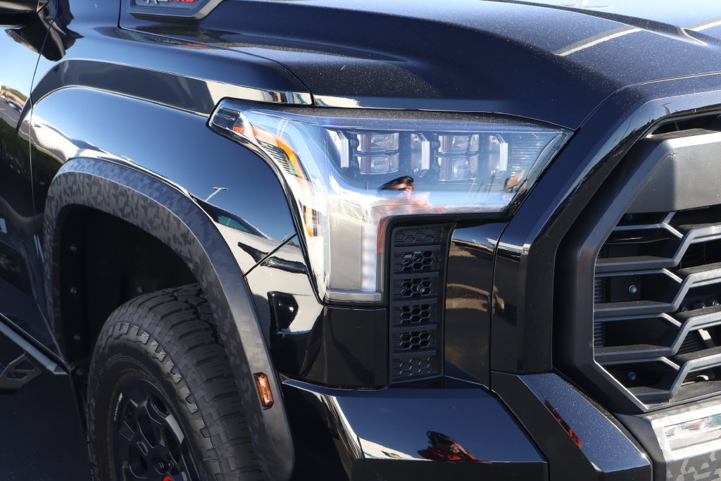 Used 2025 Toyota Tundra TRD Pro AWD/4WD image 4